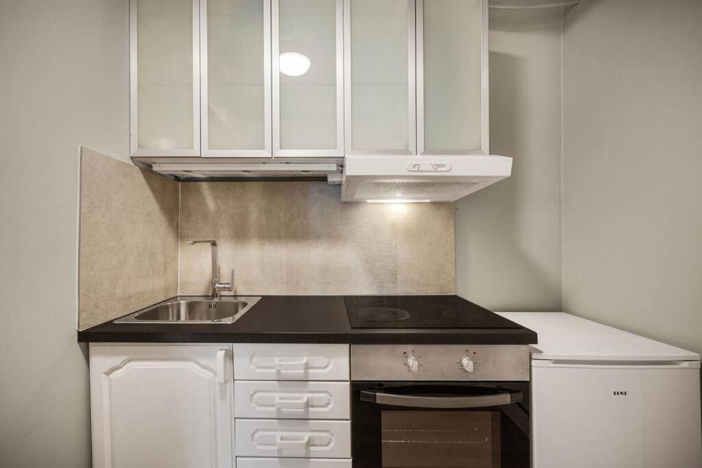 Dinbnb Homes I 4-Bedroom Historical House In Romantic Surroundings Берген Екстериор снимка